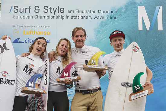 Finale 5. European Championship in ‚Stationary Wave Riding" 2015am  Münchner Flughafen (©Foto: (c)flohagena.com)